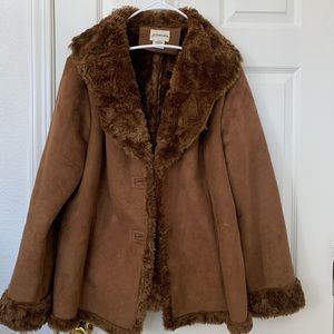 Vintage 90s faux Fur coat (price is negotiable)
